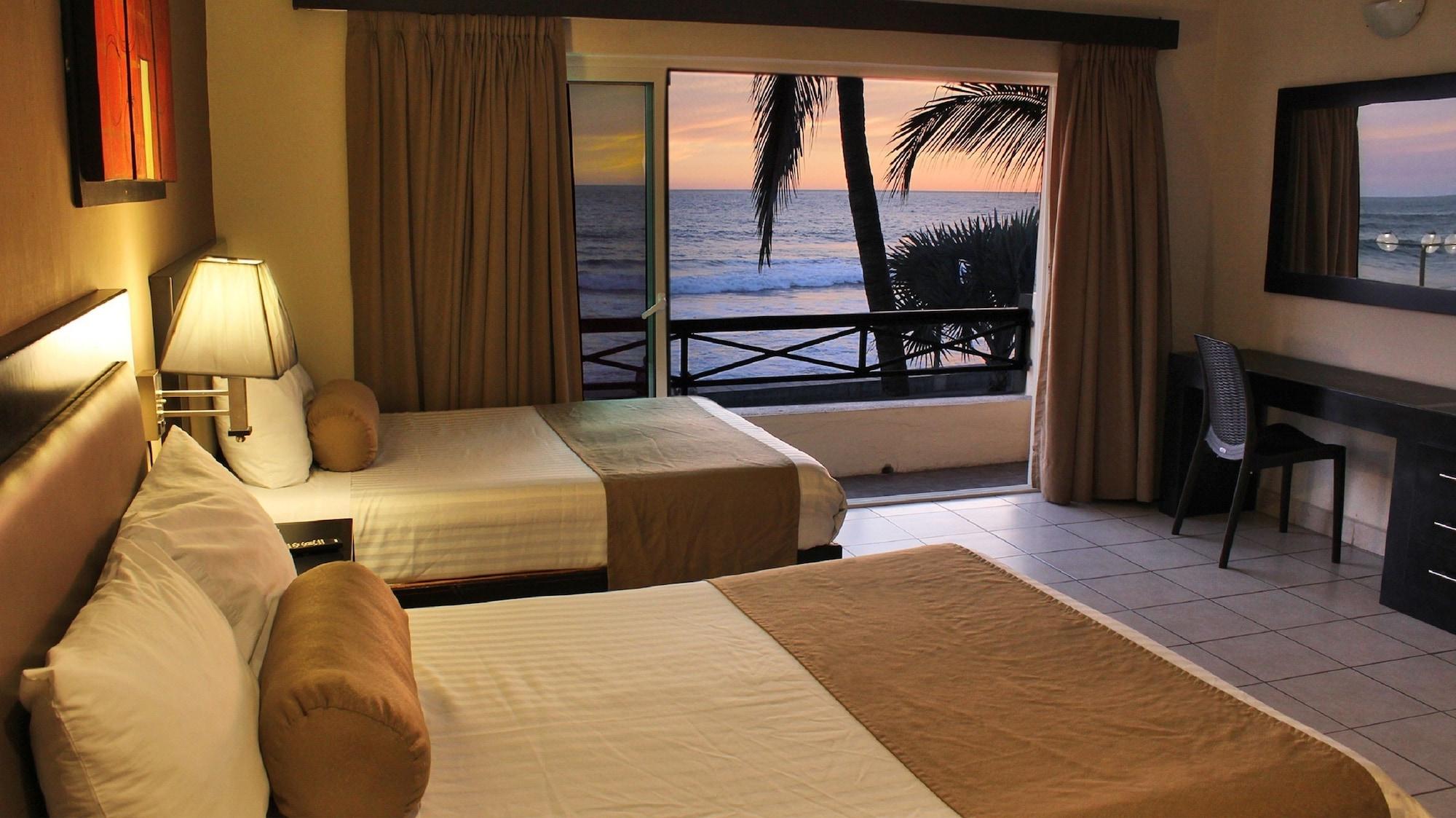Hotel La Siesta Malecon Mazatlán Zewnętrze zdjęcie