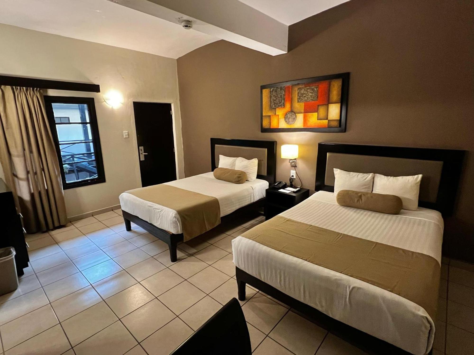 Hotel La Siesta Malecon Mazatlán Pokój zdjęcie