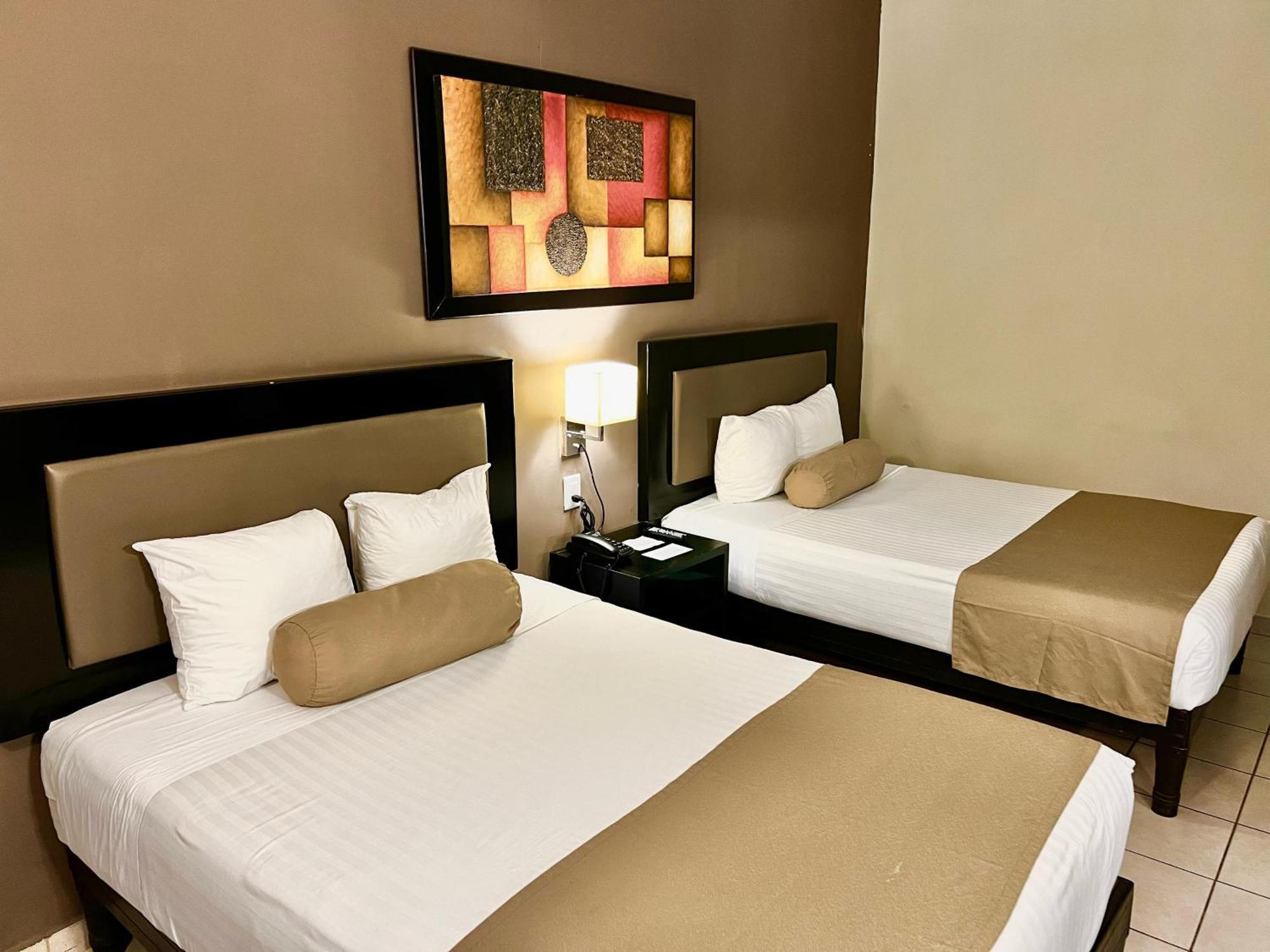 Hotel La Siesta Malecon Mazatlán Pokój zdjęcie
