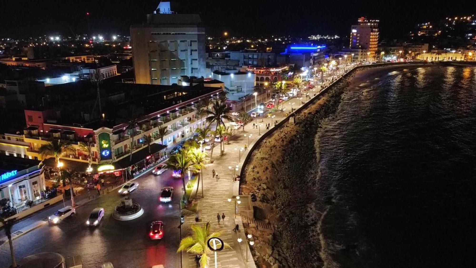 Hotel La Siesta Malecon Mazatlán Zewnętrze zdjęcie